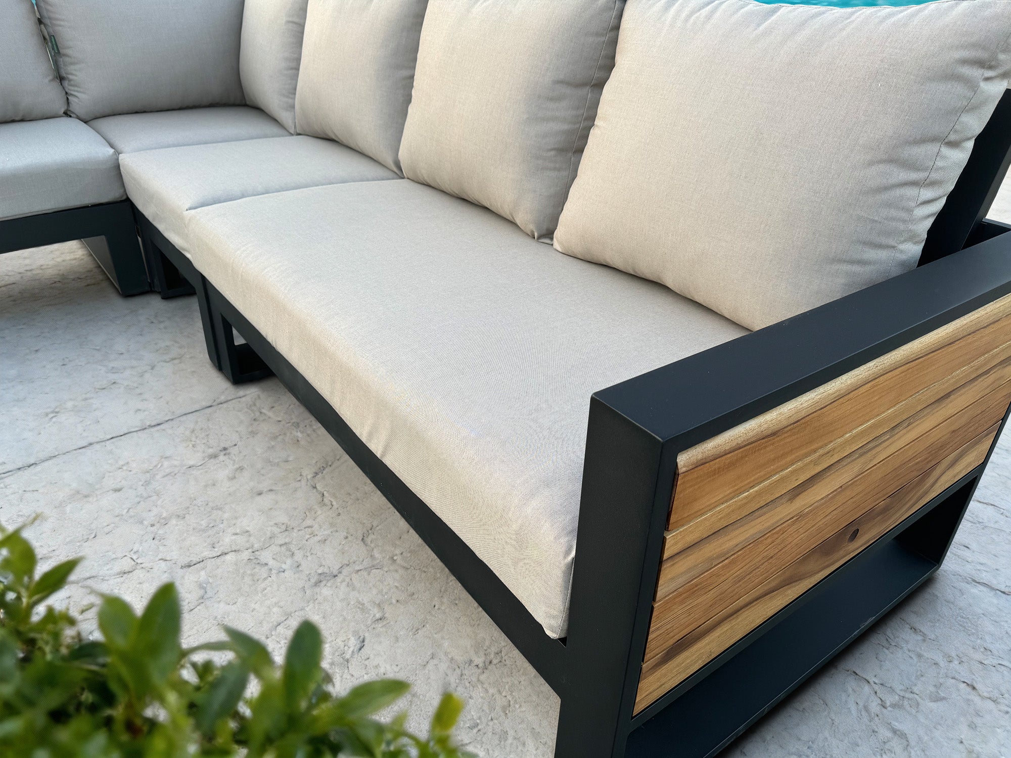 Denver 4-Piece Black Aluminum Outdoor Patio Deep Sectional Seating with Cushions